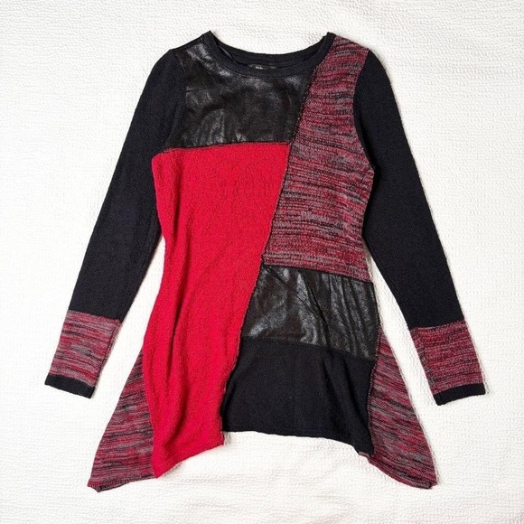 Style & Co. Dresses & Skirts - Style & Co. black/red patchwork long sleeve mini dress